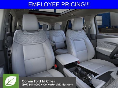 New 2026 Ford Explorer Platinum AWD/4WD image 10