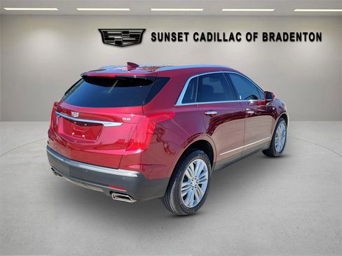Used 2018 Cadillac XT5 Premium Luxury image 4