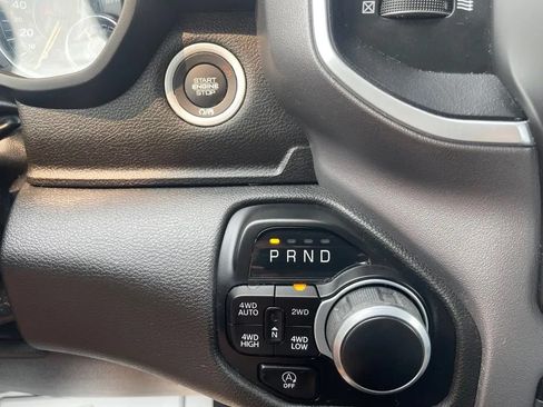 Used 2022 RAM 1500 Big Horn AWD/4WD image 30