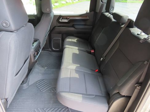 Certified 2023 Chevrolet Silverado 1500 RST AWD/4WD image 31