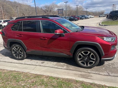 Used 2019 Toyota RAV4 Adventure w/ Advanced Technology Package image 4