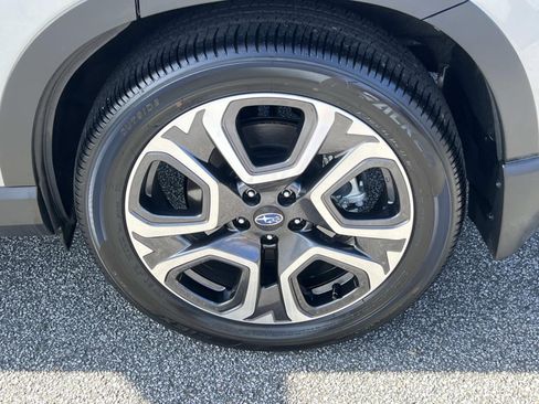 Certified 2025 Subaru Ascent Limited w/ Popular Package #1 image 19