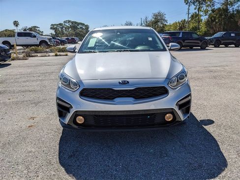 Certified 2021 Kia Forte LXS image 4