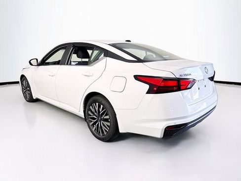 New 2026 Nissan Altima 2.5 SV FWD image 7