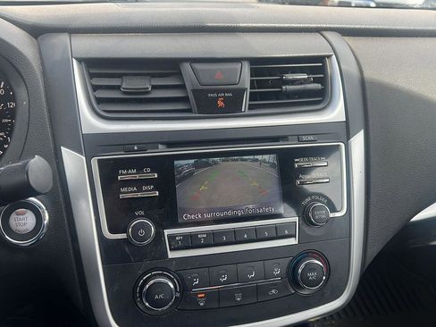 Used 2016 Nissan Altima 3.5 SR FWD image 19