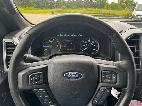 Used 2019 Ford F150 XLT w/ Equipment Group 302A Luxury AWD/4WD image 22