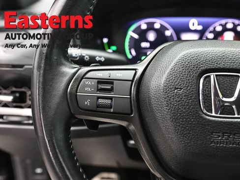 Used 2025 Honda Accord Sport image 15