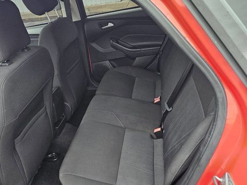Used 2015 Ford Focus SE image 14