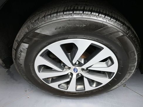 Used 2022 Subaru Outback Premium image 12