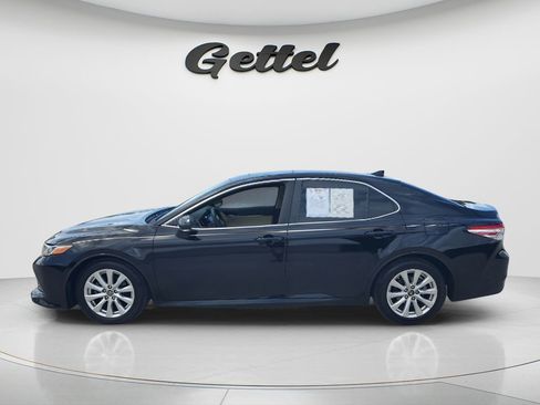 Used 2019 Toyota Camry LE w/ Convenience Package FWD image 8