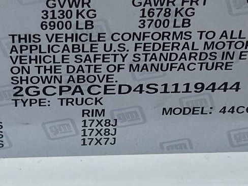 Used 2025 Chevrolet Silverado 1500 LT RWD image 47