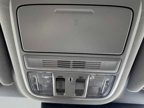 Used 2022 Honda Accord EX-L image 34