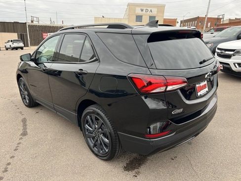 Used 2024 Chevrolet Equinox RS w/ RS Leather Package image 5