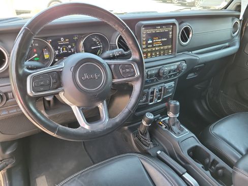 Used 2021 Jeep Wrangler Unlimited Sahara w/ Cold Weather Group AWD/4WD image 2
