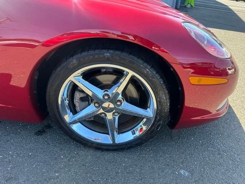 Used 2011 Chevrolet Corvette Coupe w/ Preferred Equipment Group RWD image 15