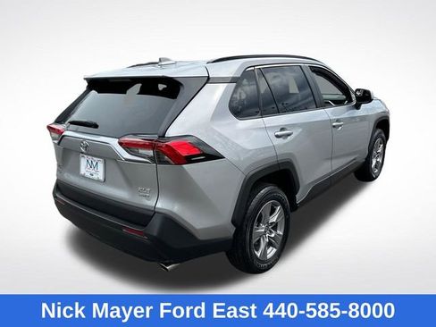 Used 2025 Toyota RAV4 XLE AWD/4WD image 8