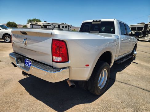 Used 2017 RAM 3500 Big Horn RWD image 5