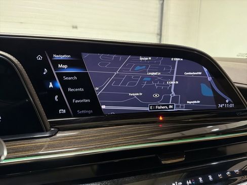 Used 2021 Cadillac Escalade Sport w/ LPO, ONYX Package AWD/4WD image 20