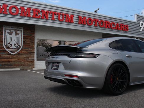 Used 2022 Porsche Panamera GTS AWD/4WD image 18