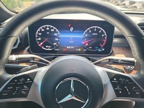 Used 2024 Mercedes-Benz C 300 Sedan image 21