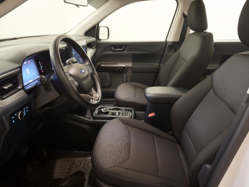 Used 2025 Ford Maverick XL FWD image 5