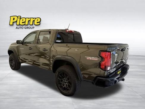 Used 2024 Chevrolet Colorado Trail Boss w/ Technology Package AWD/4WD image 2