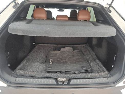 Used 2023 Volkswagen ID.4 Pro RWD image 9