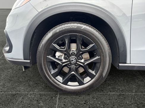 Used 2024 Honda HR-V Sport image 9