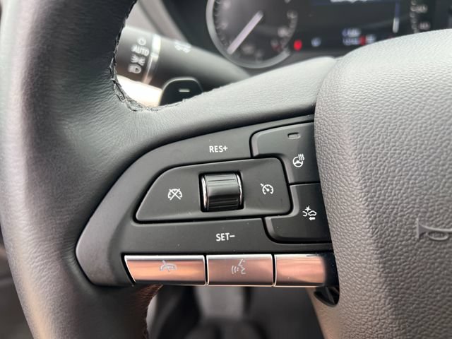 Certified 2023 Cadillac XT4 Premium Luxury w/ Cold Weather Package AWD/4WD image 30