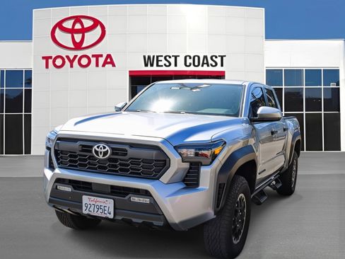 Used 2025 Toyota Tacoma TRD Off-Road image 1