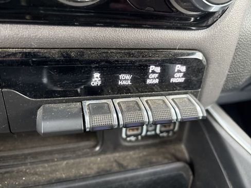 Used 2022 RAM 1500 Big Horn image 33