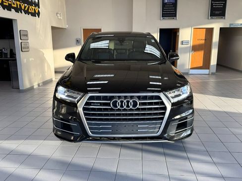 Used 2018 Audi Q7 3.0T Premium AWD/4WD image 60