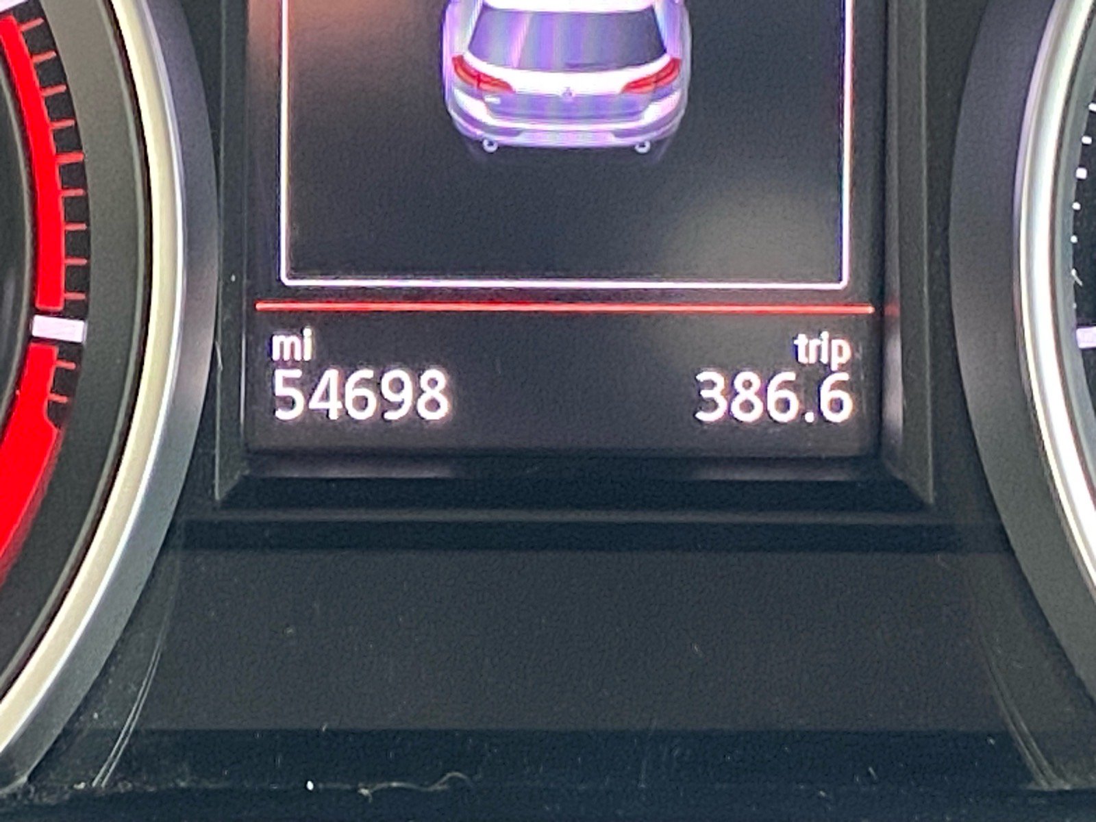 Used 2018 Volkswagen GTI SE FWD image 12