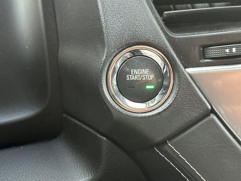 Used 2016 Chevrolet Suburban LTZ image 30