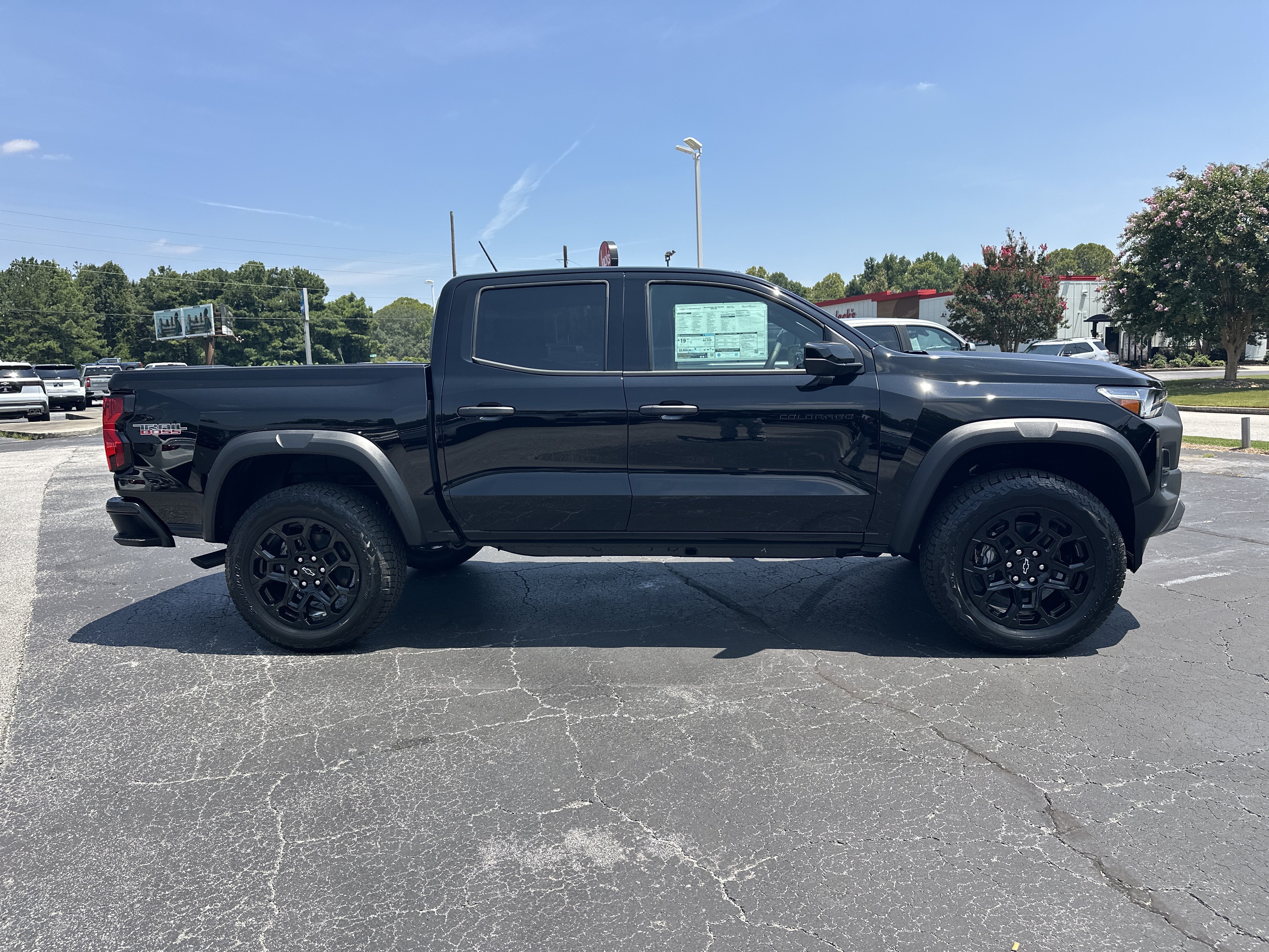 New 2026 Chevrolet Colorado Trail Boss AWD/4WD image 10