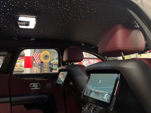 Used 2021 Rolls-Royce Ghost AWD/4WD image 41