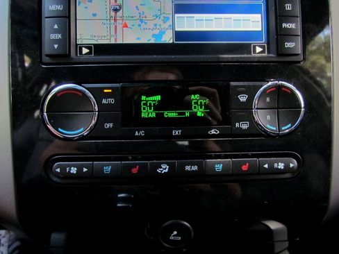 Used 2014 Ford Expedition Limited w/ Equipment Group 301A RWD image 43