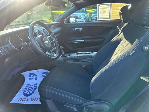 Used 2021 Ford Mustang Coupe image 9