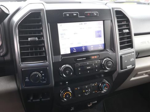 Used 2022 Ford F250 XLT w/ FX4 Off-Road Package AWD/4WD image 20