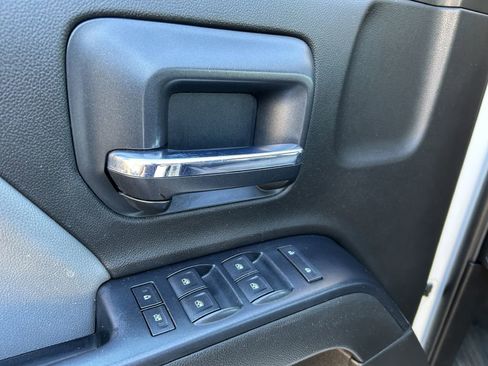 Used 2016 Chevrolet Silverado 2500 W/T image 4
