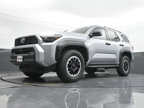 Used 2025 Toyota 4Runner TRD Off-Road AWD/4WD image 46