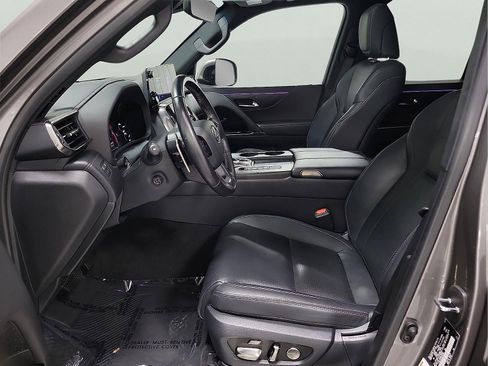 Used 2024 Lexus LX 600 4WD w/ Interior Upgrade Package image 10