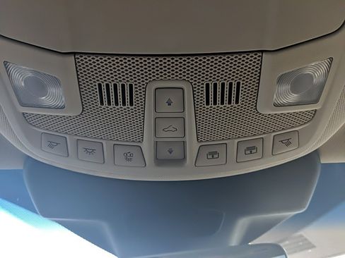 Used 2019 Lincoln Nautilus Reserve image 26