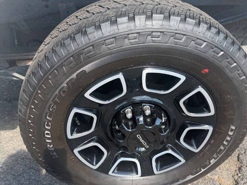Used 2019 Ford F250 Platinum w/ Platinum Ultimate Package AWD/4WD image 15