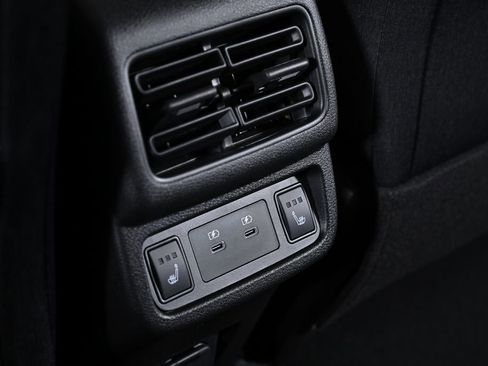 New 2026 Nissan Leaf Platinum+ w/ Cargo Package (Platinum+) image 34