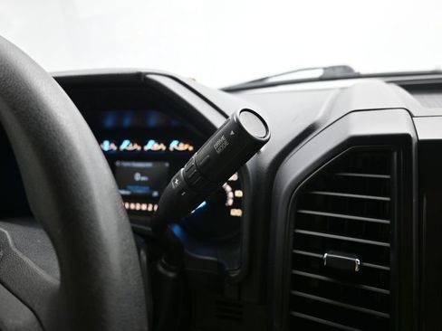 Used 2018 Ford F150 XL w/ Equipment Group 101A Mid RWD image 15