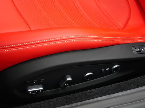 Used 2017 Ferrari California T RWD image 26