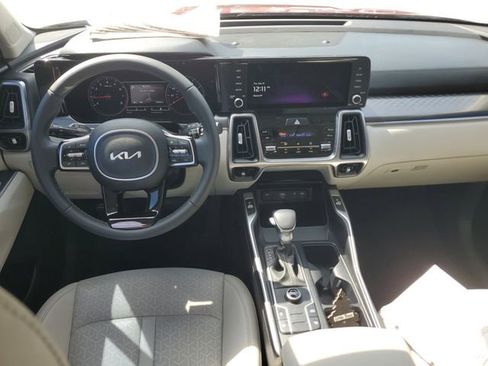 Certified 2023 Kia Sorento S image 9