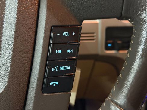 Used 2013 Ford F150 Lariat w/ Luxury Equipment Group image 31