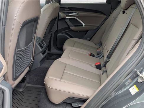 New 2025 Audi Q5 Premium Plus image 16